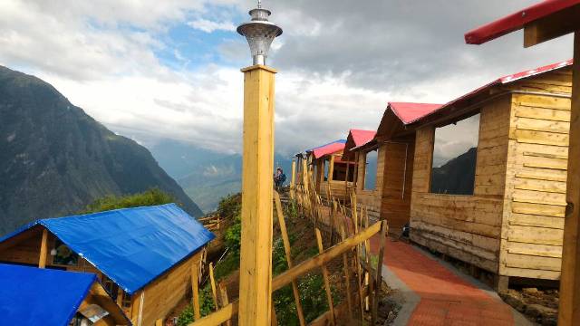 Blue Poppy Resort Auli