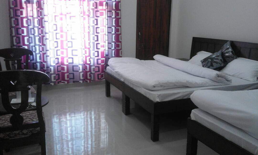 Ishwari Narayani Hotel