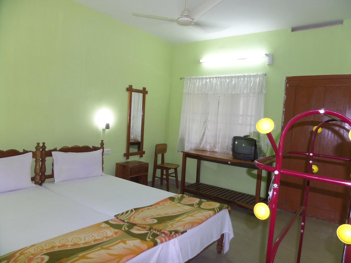 Rose Garden Homestay Thekkady, Rooms, Rates, Photos, Reviews, Deals
