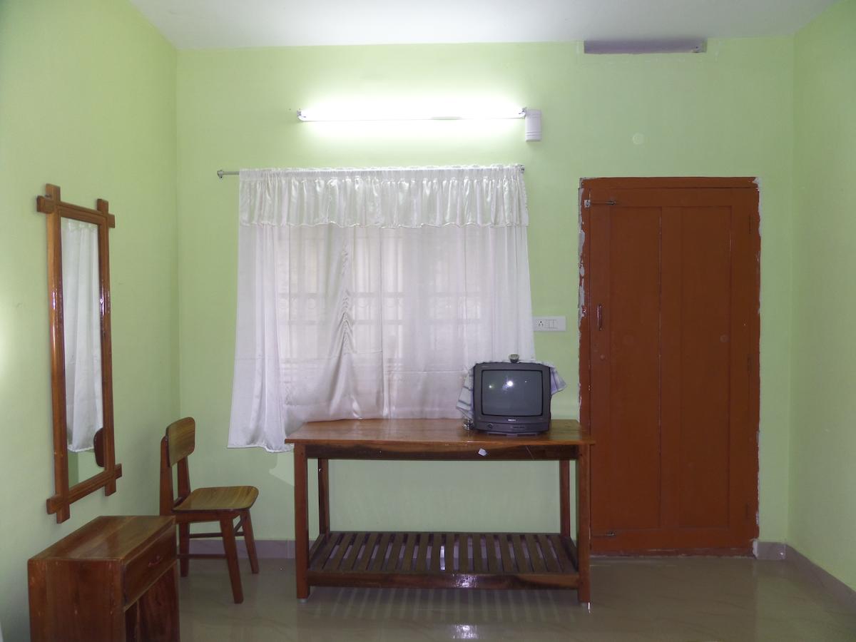 Rose Garden Homestay Thekkady, Rooms, Rates, Photos, Reviews, Deals