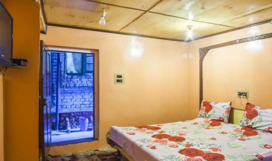 New Green View Hotel Katra, Rooms, Rates, Photos, Reviews, Deals
